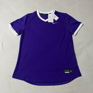 Nike Women's Medium Softball T Shirt V Neck Purple Short Sleeve Engineered
